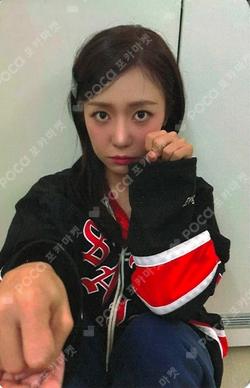 2026 SEASON'S GREETINGS [THE PINK TALE] SOUND WAVE NamJoo photocard image