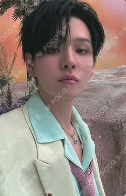 2025-26 TREASURE TOUR [PULSE ON] TREASURE TRADING PHOTOCARD YOSHI photocard image