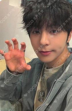 AURORA BROADCAST Y photocard image