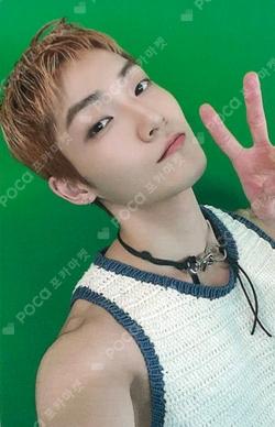 a;effect YIZHIYU KEVIN photocard image