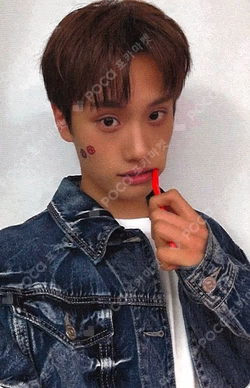 FLEX LINE FANPLEE KUMJUNHYEON photocard image