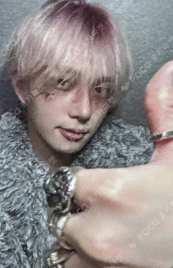 UNIQUE Europe Exclusive THEO photocard image