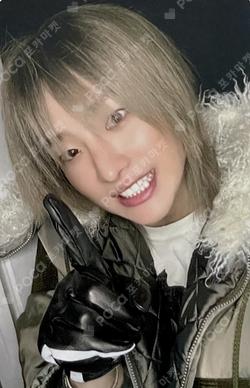 Archive. 1 SOUND WAVE WOODZ photocard image