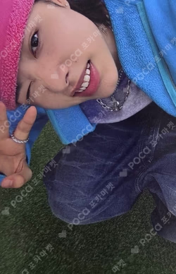 SHOT CALLERS Magazine Ver. LOUIS photocard image