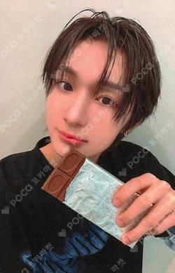 My First Flip APPLEMUSIC Donghwa photocard image