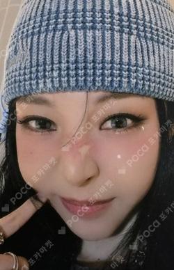 laundri b.stage+ LUCKY DRAW Moon Byul photocard image