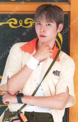 BOSS RIIZE : SHANGHAI IMPOSSIBLE BOSS RIIZE PHOTOBOOK GIFT BOX EUNSEOK photocard image