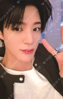 BOTH SIDES EVERLINE LUCKY DRAW JENO photocard image