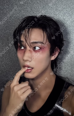 UNIQUE POP-UP Exclusive INTAK photocard image