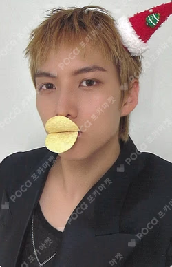 Trophy hello82 LUCKY DRAW