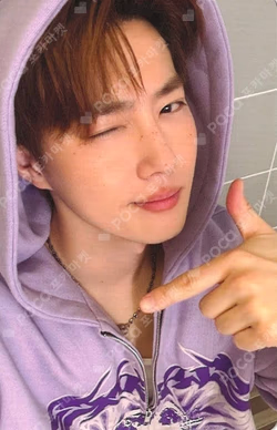 2026 SEASON'S GREETINGS SUHO photocard image