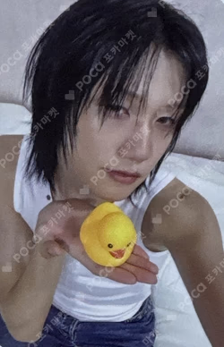 UNIQUE Photobook Ver. hello82 Exclusive