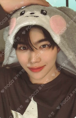 zeroni FLUFFY Wonderland PHOTO HOLDER POUCH PARK GUNWOOK photocard image