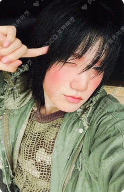 UNIQUE EVERLINE JONGSEOB photocard image