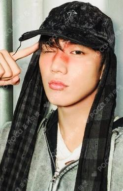 UNIQUE EVERLINE INTAK photocard image