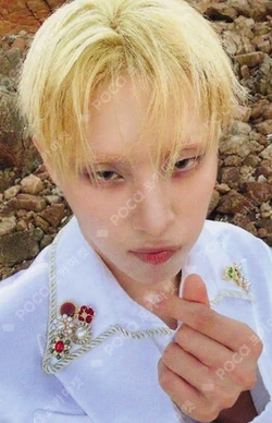 UNIQUE Compact Ver. APPLEMUSIC KEEHO photocard image