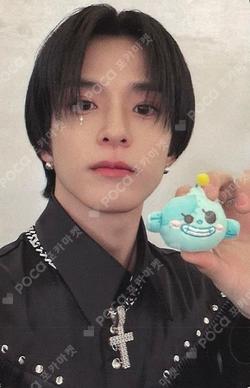 FUNNYTREASURES2 TREASURE PHOTO CARD HOLDER ASAHI photocard image