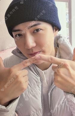 REVERXE MAKESTAR SEHUN photocard image