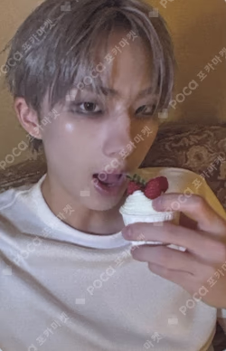 UNIQUE HMV Exclusive JIUNG photocard image