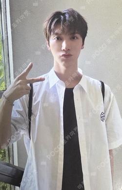 2026 SEASON'S GREETINGS RANDOM TRADING CARD SET A ver. TEN photocard image