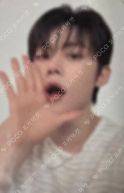 TOMORROW X TOGETHER WORLD TOUR [ACT : TOMORROW] IN JAPAN VARSITY JACKET YEONJUN photocard image