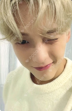 ITTA MAGAZINE LEE MINHYUK photocard image