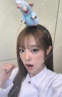 LOVE CATCHER APPLEMUSIC YENA photocard image