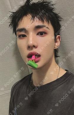 KARMA YIZHIYU HYUNJIN photocard image