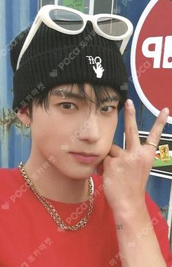 2026 SEASON’S GREETINGS [SKATER BOYZ] WITHMUU ERIC photocard image