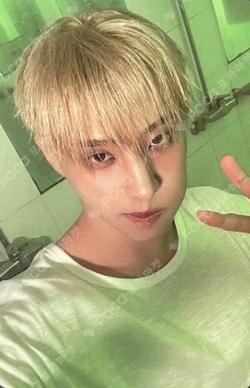 UNIQUE B Ver. KEEHO photocard image