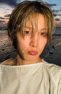 UNIQUE Light Keyring Ver. KTOWN4U