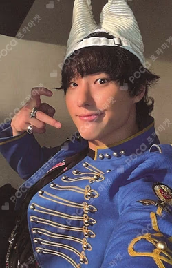 Archive. 1 Main Ver. WOODZ photocard image