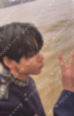 ARIRANG WEVERSE  LUCKY DRAW V photocard image