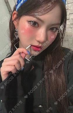 I WANT IT Hellolive shop ISA photocard image