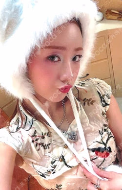 RE : LOVE MAKESTAR BoMi photocard image