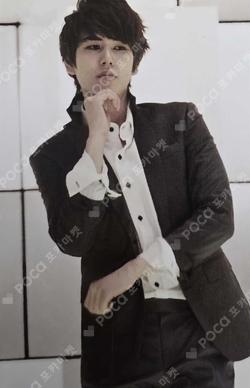 Mr. Simple (Japanese Ver.) KYUHYUN photocard image