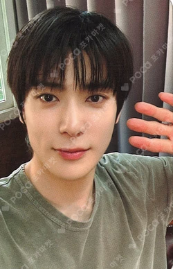 8th Anniversary Doll Prop Set