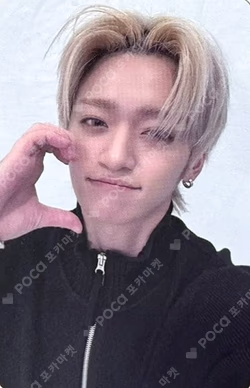 2026 WHIB 1st CONCERT [GO UP : Our era] OFFICIAL FAN LIGHT + PHOTO CARD SET