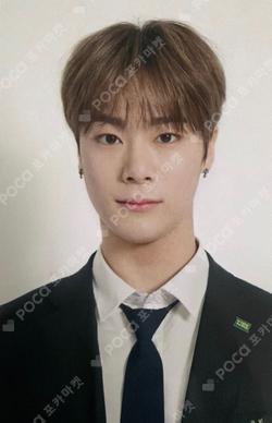 The 2nd AAF Photocard set MOONBIN photocard image