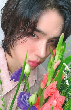 LUN8 be my vaLUNtine POP-UP STORE in TAICHUNG PHOTOCARD HOLDER DECO KIT