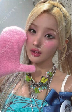 224 b.stage+ BELLE photocard image