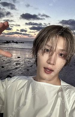 UNIQUE Light Keyring Ver. SOUL photocard image