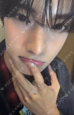 BOYS II PLANETArchive Exhibition ‘AFTER, JOURNEY’ HOLDER &  PHOTOCARD SET CHUEI LI YU photocard image