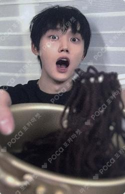 1'ONLY Hellolive shop TAG photocard image