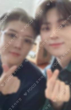 Romanticize Unit photocard image