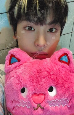 HOUSE OF TRICKY : WRECKING THE HOUSE OFFLINE CAFE EVENT YECHAN photocard image
