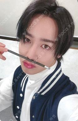 HOUSE OF TRICKY : WRECKING THE HOUSE MAKESTAR HUNTER photocard image