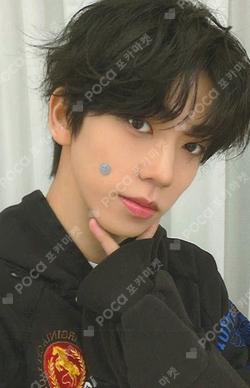 BRUISE 1st music HAE MIN photocard image