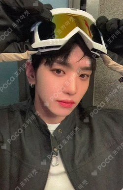 HOUSE OF TRICKY : WRECKING THE HOUSE SOUND WAVE YUJUN photocard image