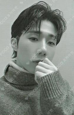 OFF THE MAP OFF THE MAP Ver. KimSungKyu photocard image